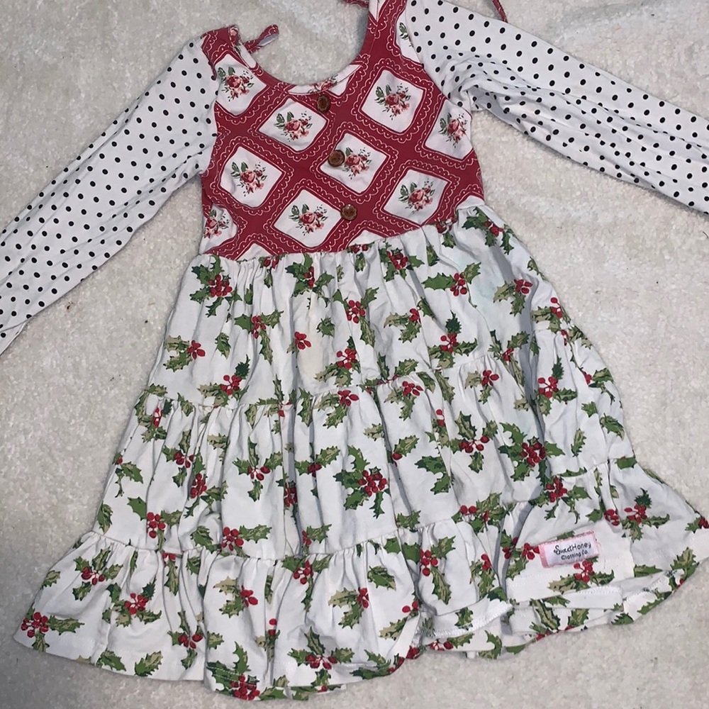 Sweet honey 5T, dress, no stains, no holes